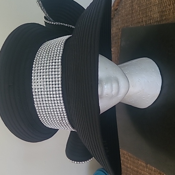 Black hat - Picture 3 of 6